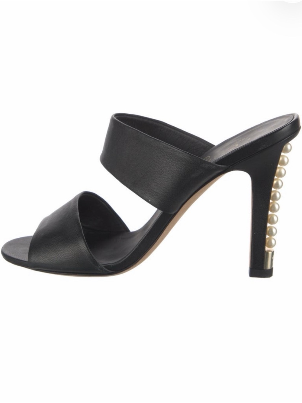 CHANEL Interlocking CC Pearl Leather Mule Heels